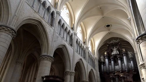 Innenansicht der Kathedrale von Tongern